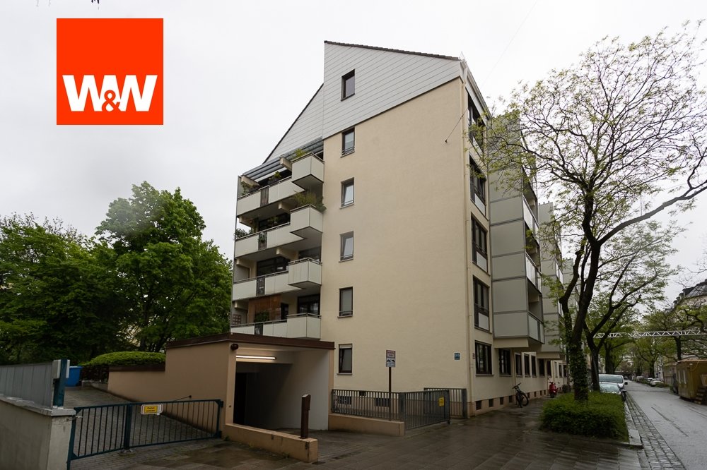 Immobilienangebot - München / Neuhausen - Alle - Neuhausen: tolle ruhige 3-Zimmerwohnung  mit ca. 89 m² Wfl. Lift, Duplex-Stellpl., 2 Keller, Balkon
