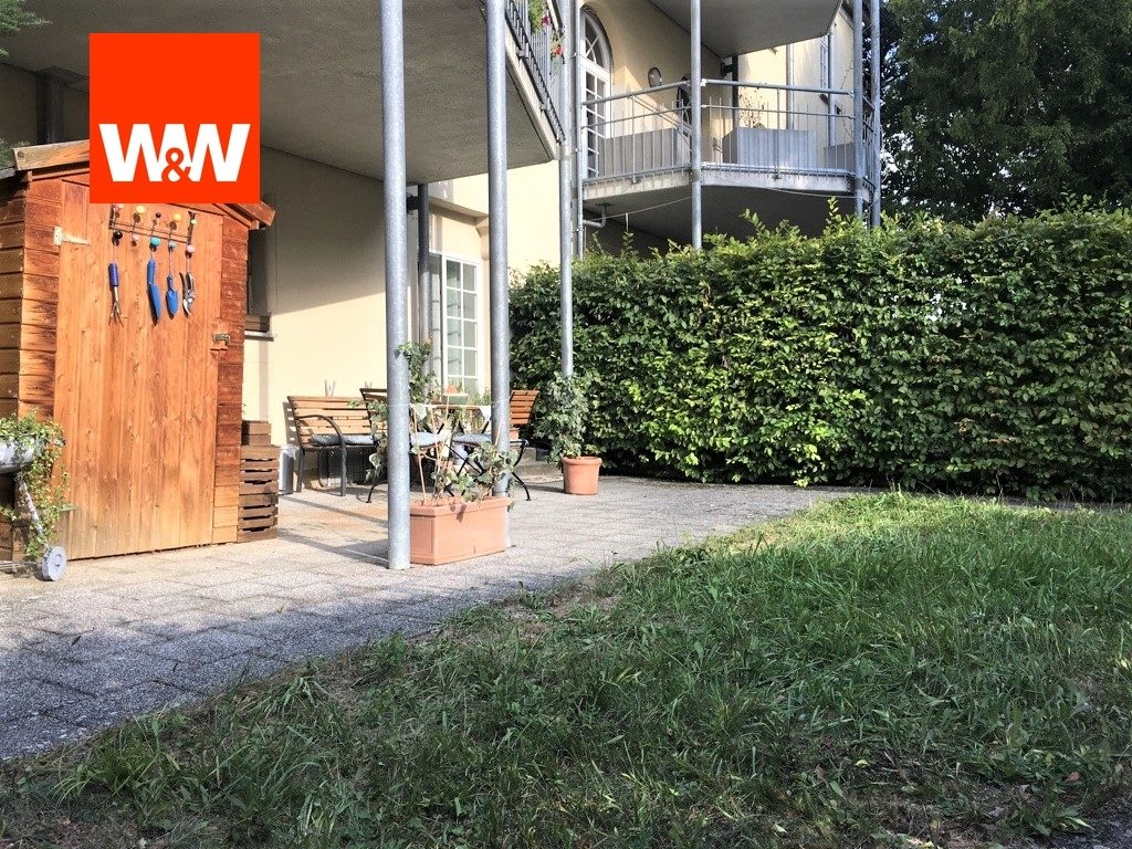 Immobilienangebot - Esslingen am Neckar - Alle - Gepflegte 2-Zi-Garten-Whg. in historischem Ambiente des Palmschen Park