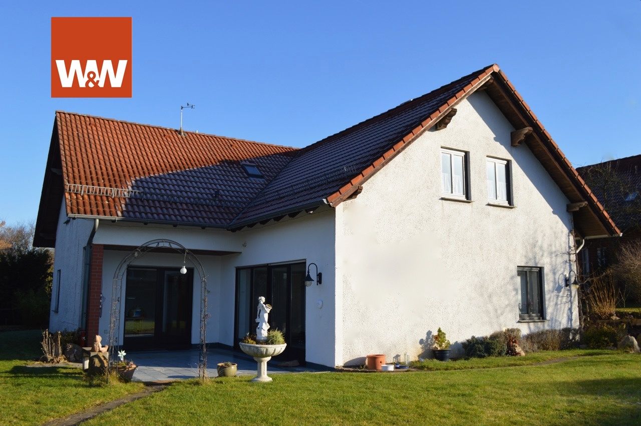 Immobilienangebot - Vellmar - Alle - +++ Freistehendes Einfamilienhaus in Spitzenwohnlage direkt am Feld +++