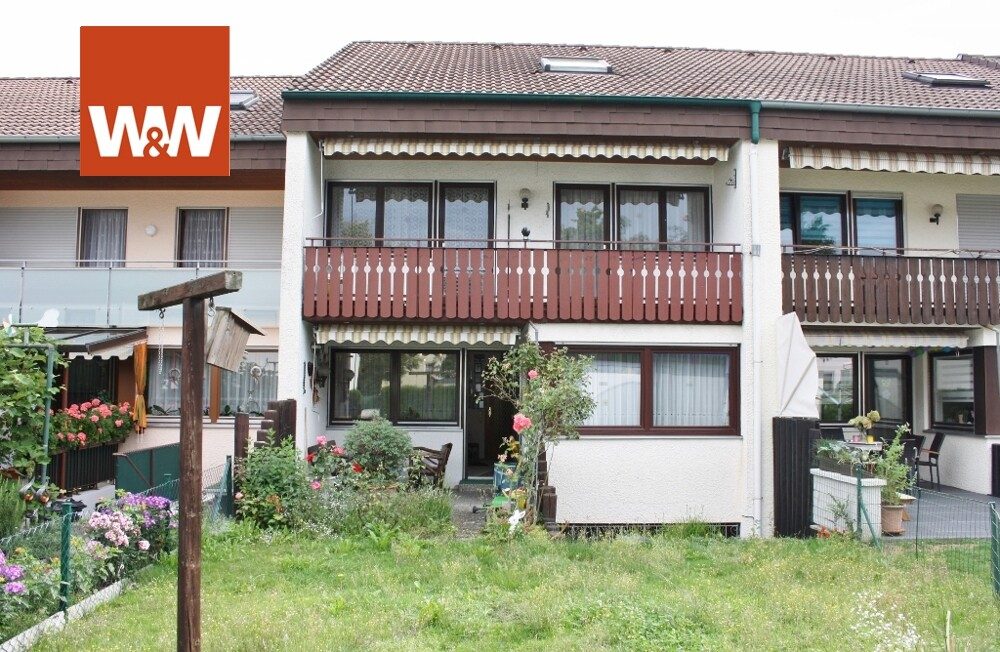 Immobilienangebot - Weingarten - Alle - Reihenmittelhaus mit kleinem Gartenanteil und eigener Garage