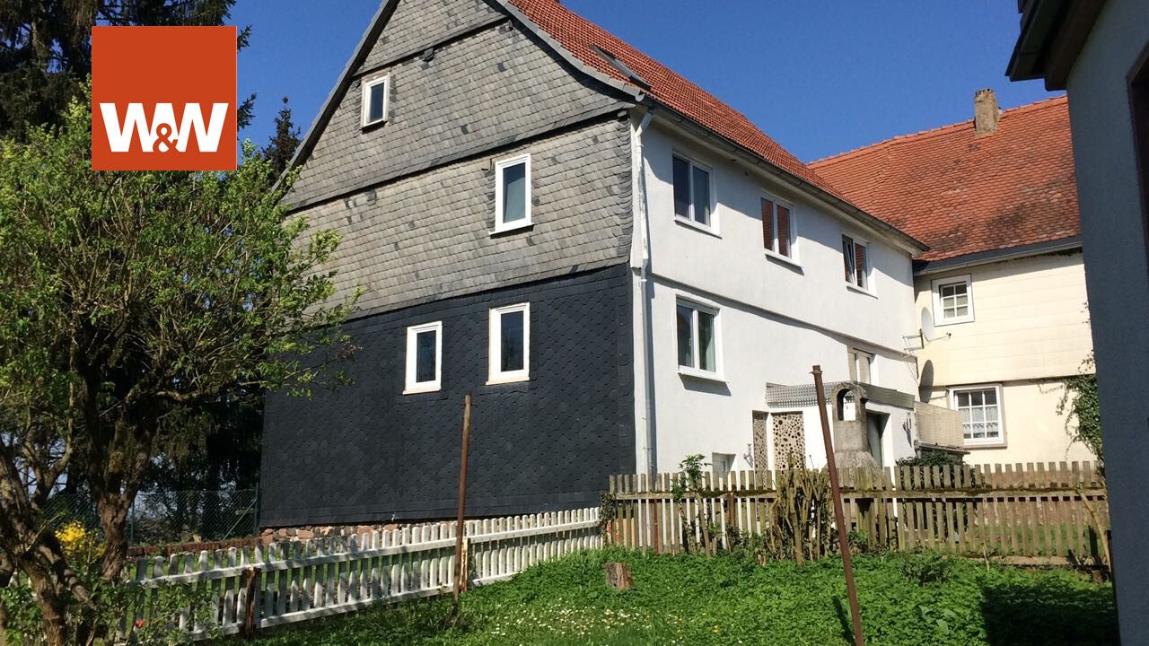 Immobilienangebot - Amöneburg - Alle - Großzügiges Einfamilienwohnhaus mit Garage, 2 PKW- Außenstellplätze und Garten in Amöneburg !