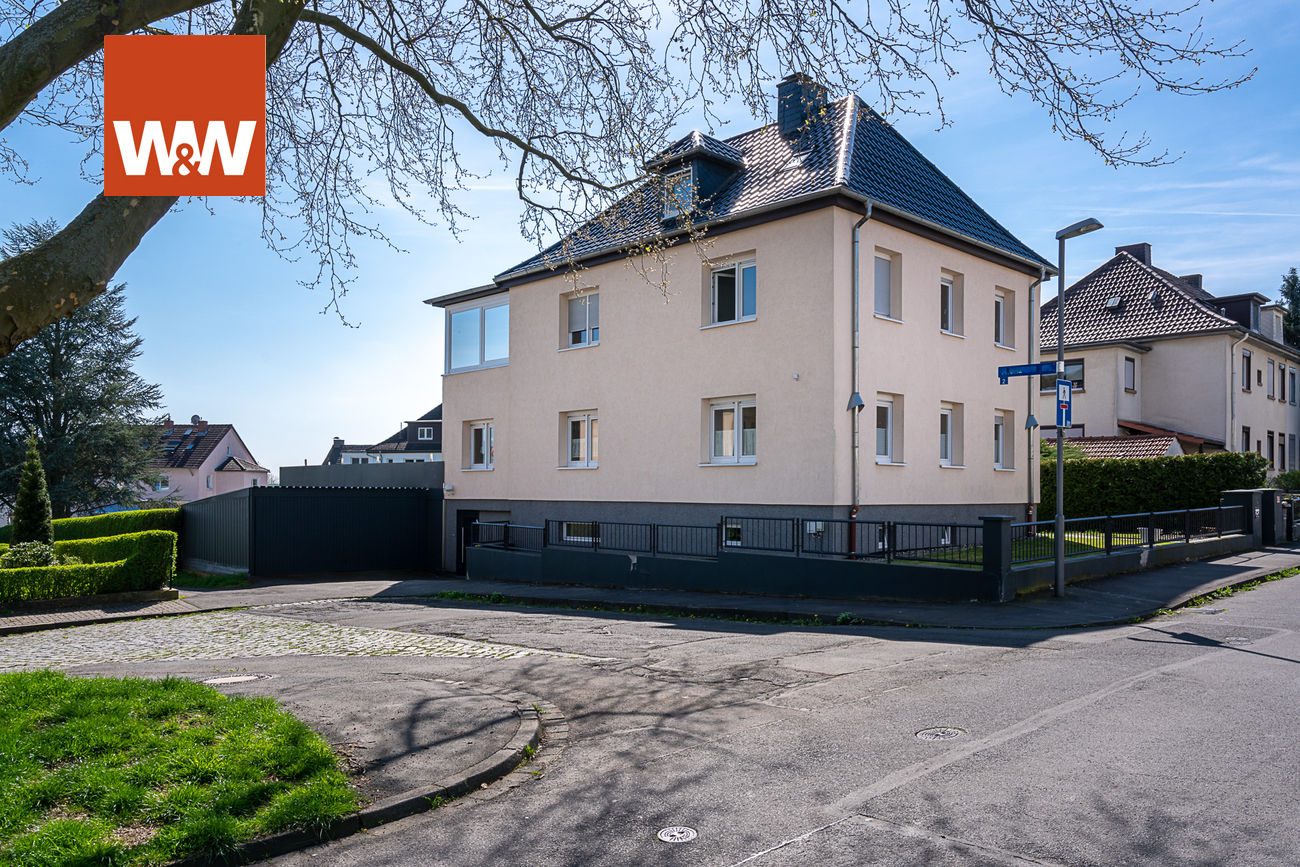 Immobilienangebot - Kassel / Wolfsanger - Alle - +++ Unternehmer-Villa mit riesiger Dachterrasse auf herrlichem Südgrundstück nahe Klinikum +++