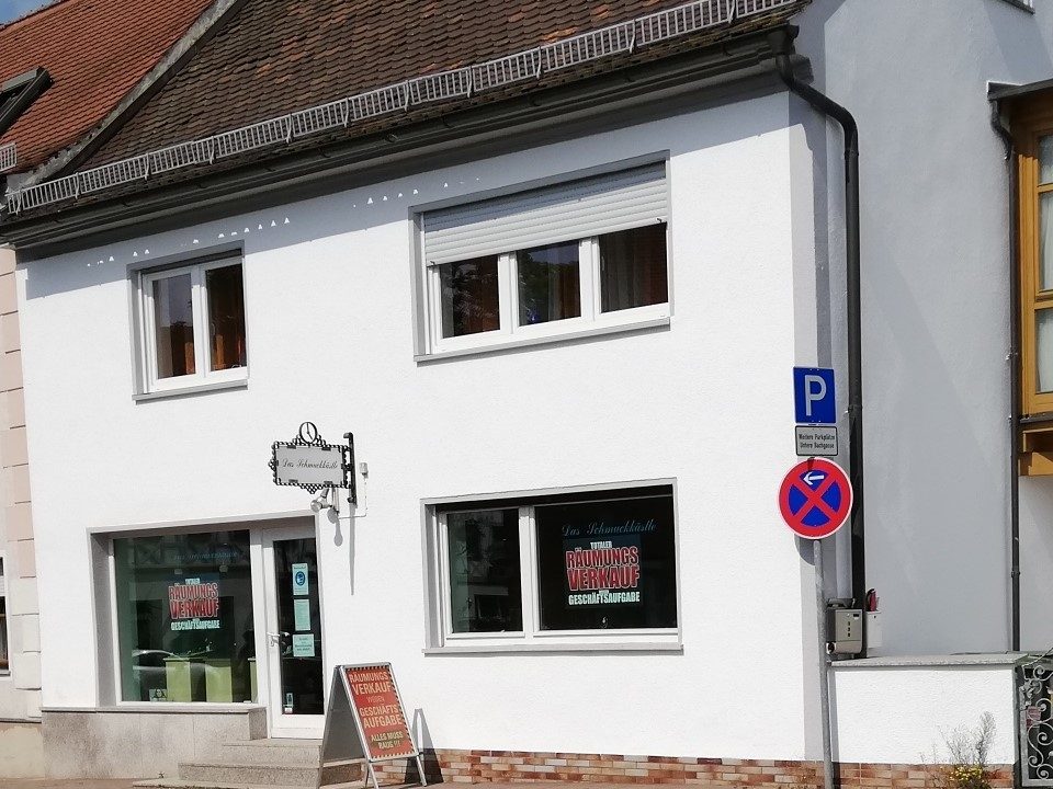 Immobilienangebot - Adelsdorf - Alle - Zentral in Adelsdorf: 
Gewerberäume für Einzelhandel, Büro, Praxis,etc