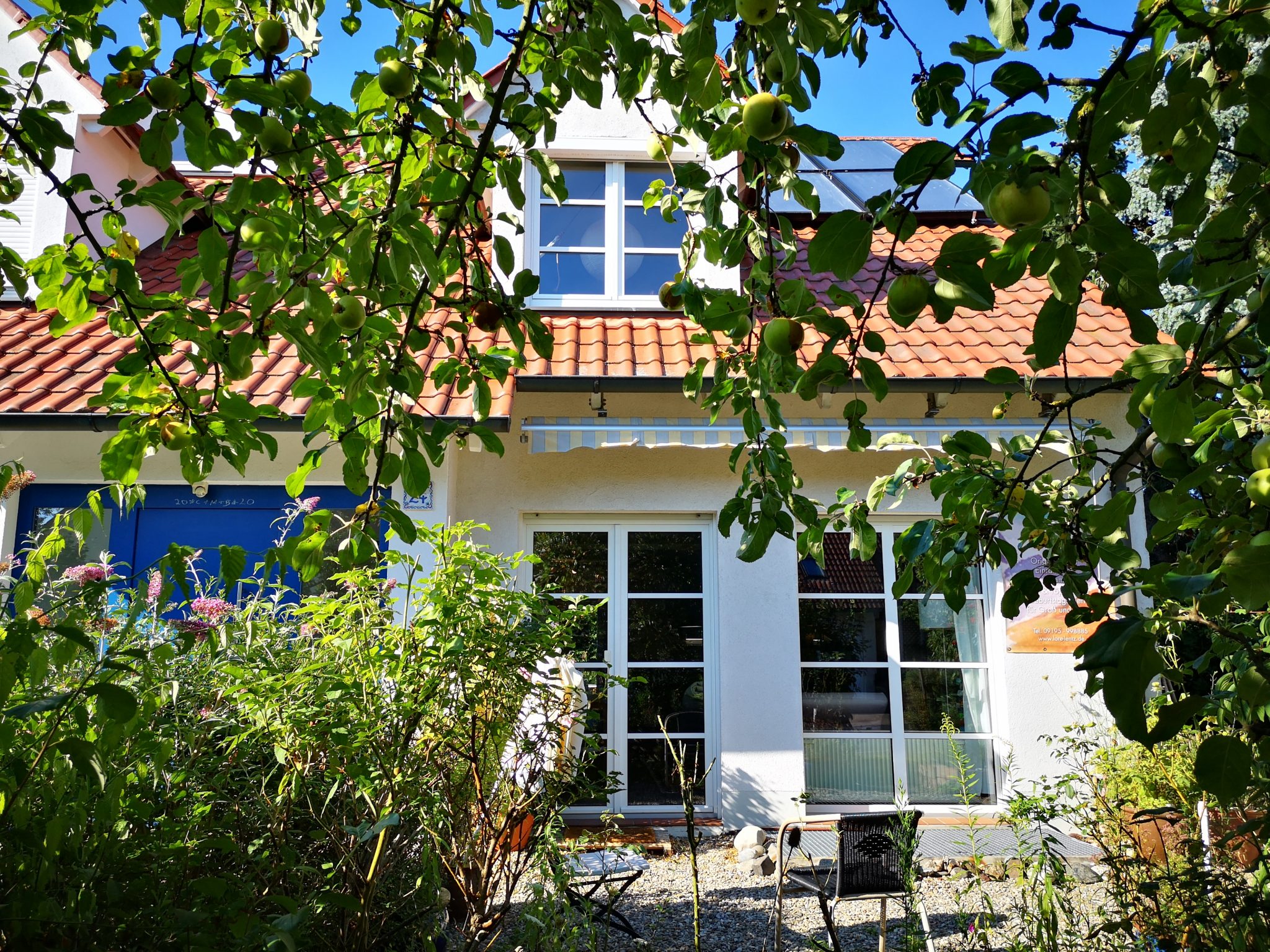 Immobilienangebot - Hemhofen - Alle - Wunderschöne Doppelhaushälfte (rechtlich Eigentumswohnung) in herrlich ruhiger Lage von Hemhofen