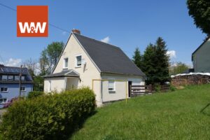 Immobilienangebot - Lichtenau / Auerswalde - Alle - Freistehendes Einfamilienhaus mit schönem Grundstück, praktischem Grundriss und in ruhiger Lage