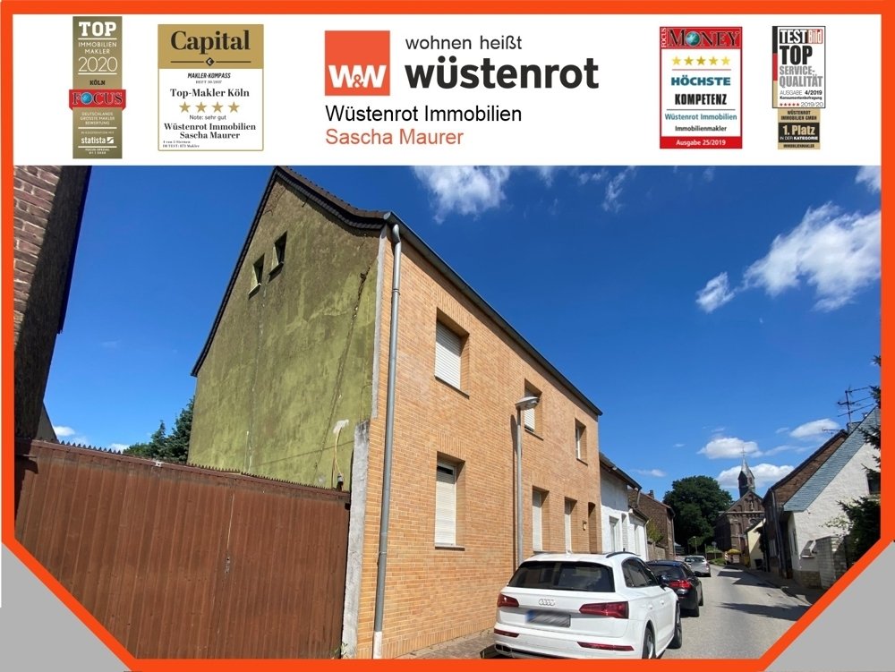 Immobilienangebot - Bedburg - Alle - VERKAUFT: Einfamilienhaus mit viel Platz, weiterem Ausbaupotenzial und großem Grundstück!