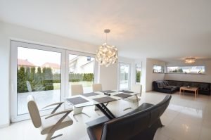 Immobilienangebot - Wallersdorf - Alle - Viel Platz für die Familie - Modernes, komfortables Einfamilienhaus mit Doppelgarage in ruhiger Lage