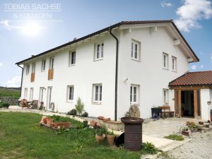 Immobilienangebot - Steinkirchen - Alle - Geräumiges, zeitgemäßes Zweifamilienhaus mit zusätzlichem Baugrund