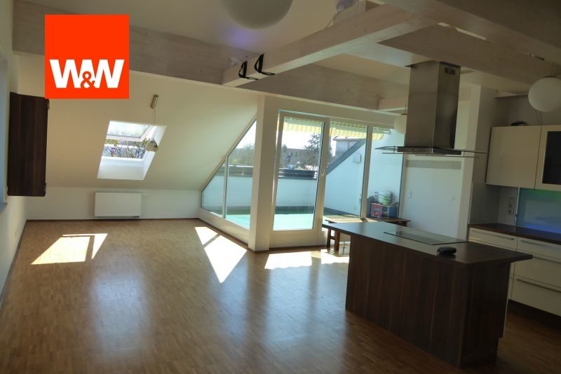 Immobilienangebot - Germering - Alle - Frei zum Bezug für wohnen und arbeiten, wunderschöne 4 Zimmer  DG-Wohnung.
