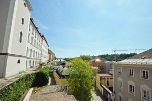 Immobilienangebot - Passau - Alle - WÜSTENROT IMMO *** Großzügige Altstadtwohnung mit Dachterrasse- ideal auch für eine 6er-WG ***