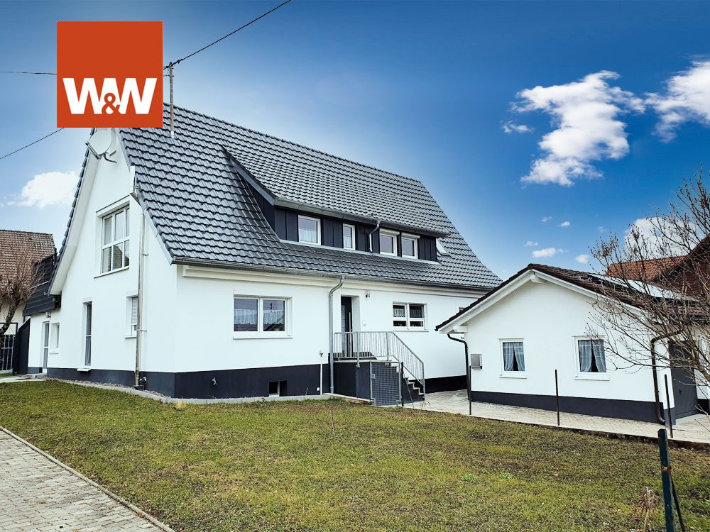 Immobilienangebot - Löffingen / Dittishausen - Alle - Traumhaus für 2-Familien im Ortsteil von Löffingen 2017 aufwendig Kernsaniert!