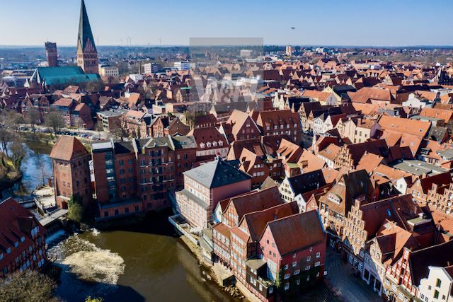 Immobilienangebot - Lüneburg - Alle - Über 4 % Rendite für vollsaniertes Altstadthaus im Wasserviertel