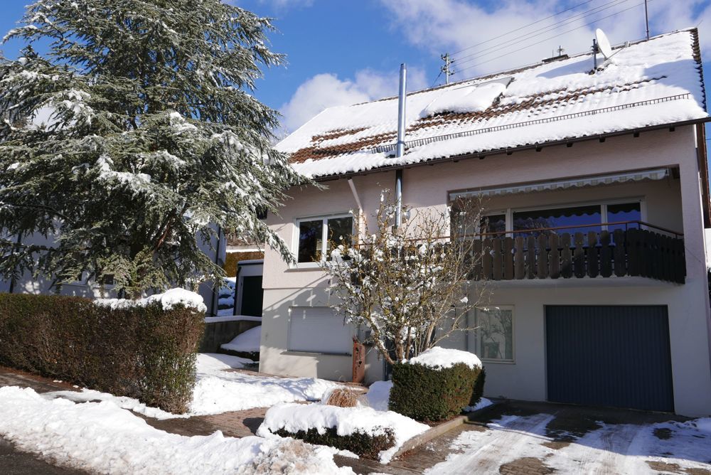 Immobilienangebot - Haiterbach - Alle - Gepflegtes und  großzügiges Einfamilienhaus mit Einliegerbereich
 -Home Office oder ELWhg möglich-