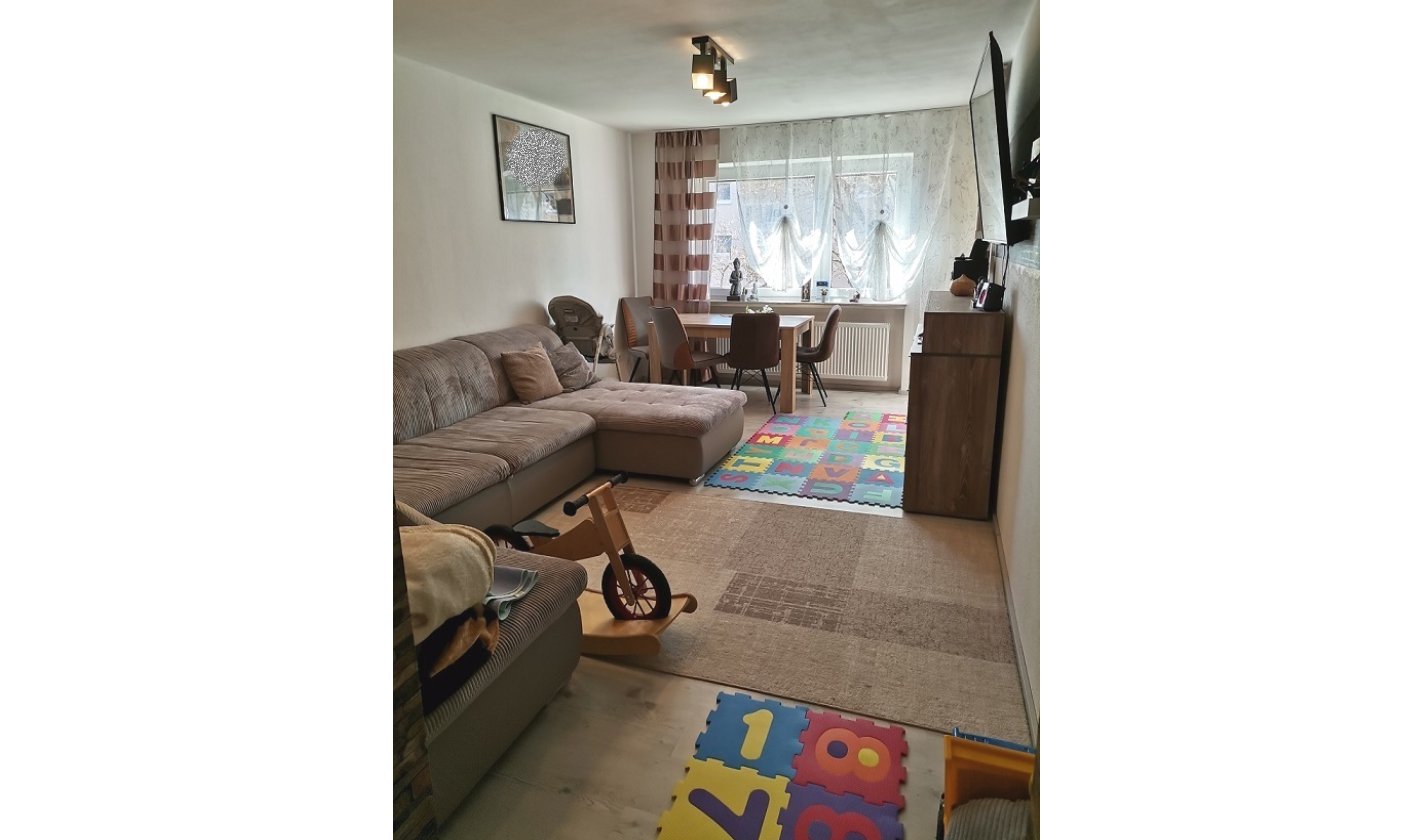 Immobilienangebot - Nürnberg - Alle - Schöne renovierte 3 Zimmer-Wohnung mit Balkon in ruhiger Lage