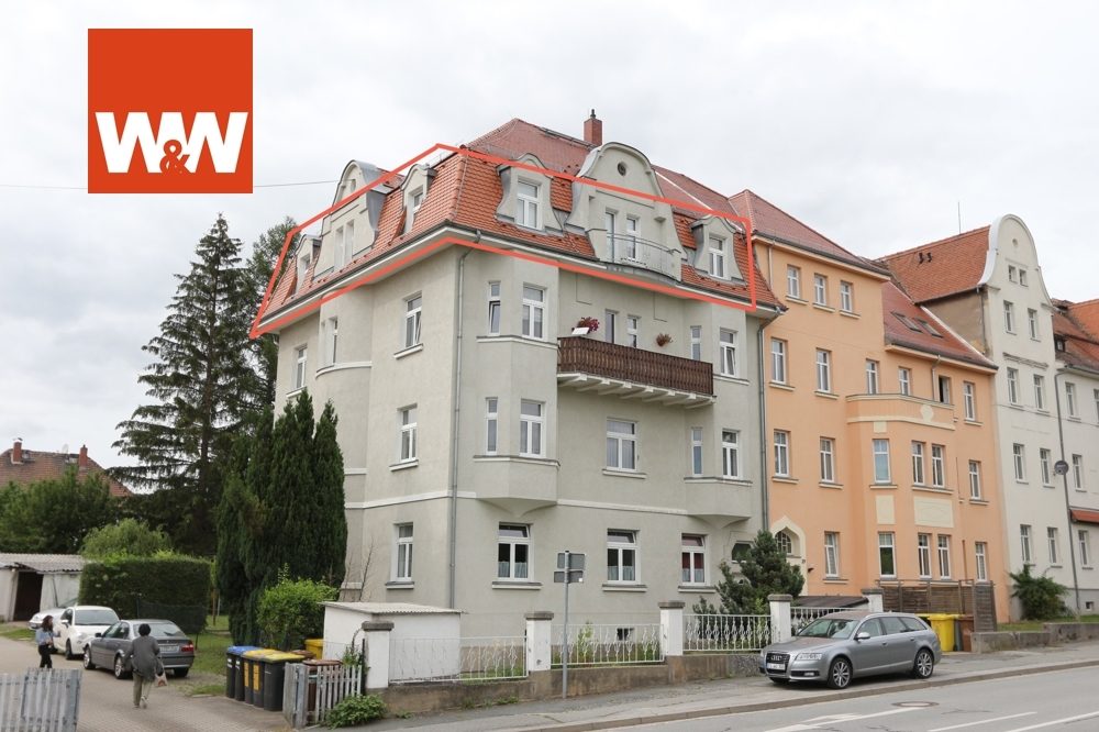 Immobilienangebot - Löbau - Alle - +++ Schicke 4-Raum-DG-Wohnung mit kleinem Balkon, Garage und Carport +++