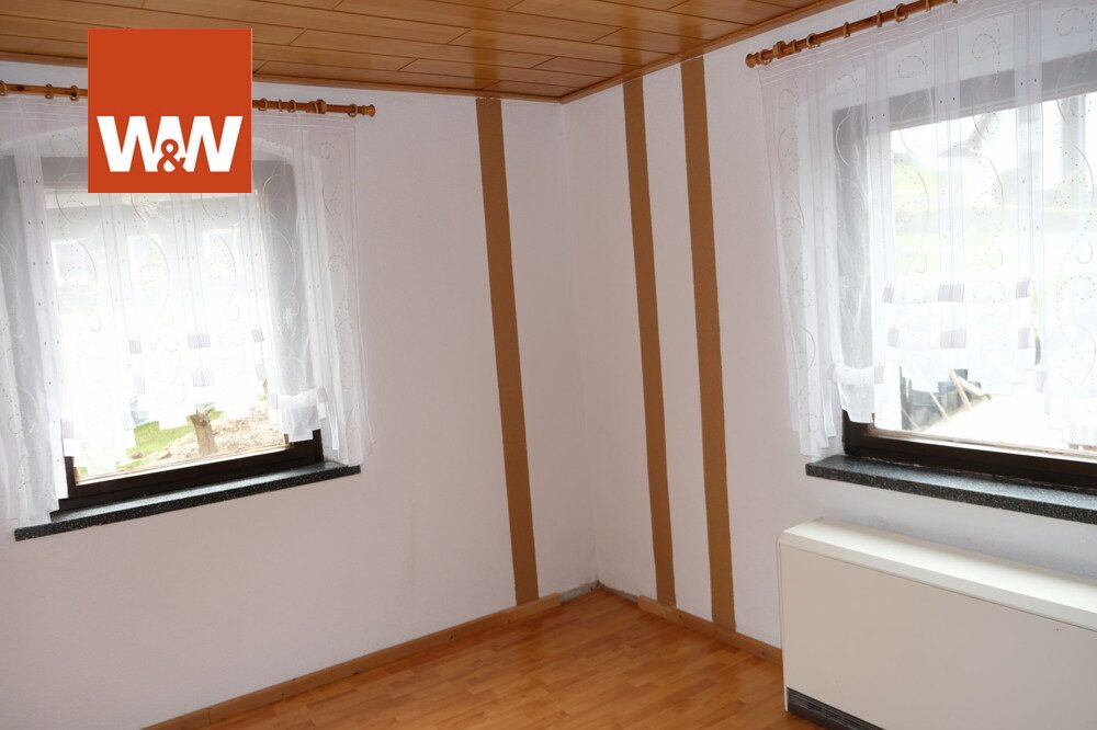 Immobilienangebot - Eibenstock - Alle - Haus sucht glückliche Familie in Sosa