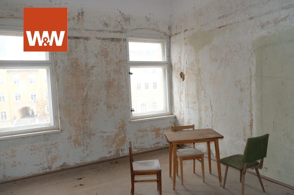 Immobilienangebot - Rosswein - Alle - Wohn-und Geschäftshaus zum sanieren direkte Marktlage in Roßwein
