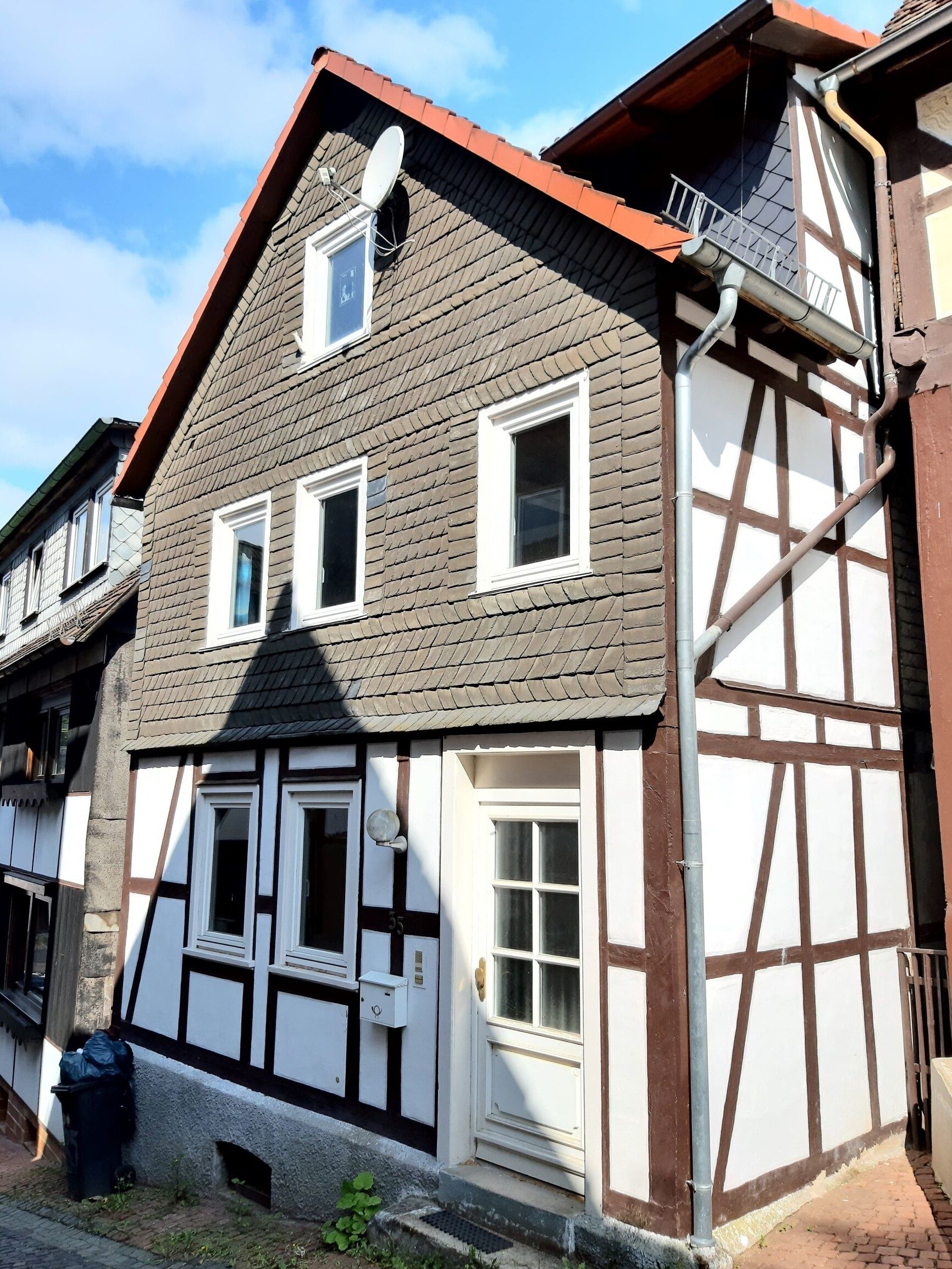 Immobilienangebot - Biedenkopf - Alle - Fachwerkhaus EFH - Kernstadt Biedenkopf
und Freizeitgrundstück