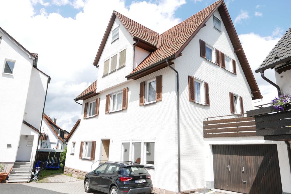 Immobilienangebot - Baiersbronn - Alle - Mehrfamilienhaus mit vier Wohnungen in               
            guter Aussichtslage in Baiersbronn