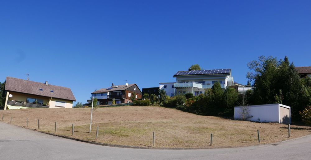 Immobilienangebot - Dornstetten / Aach - Alle - Großes Grundstück in toller Aussichtslage in Dornstetten-Aach