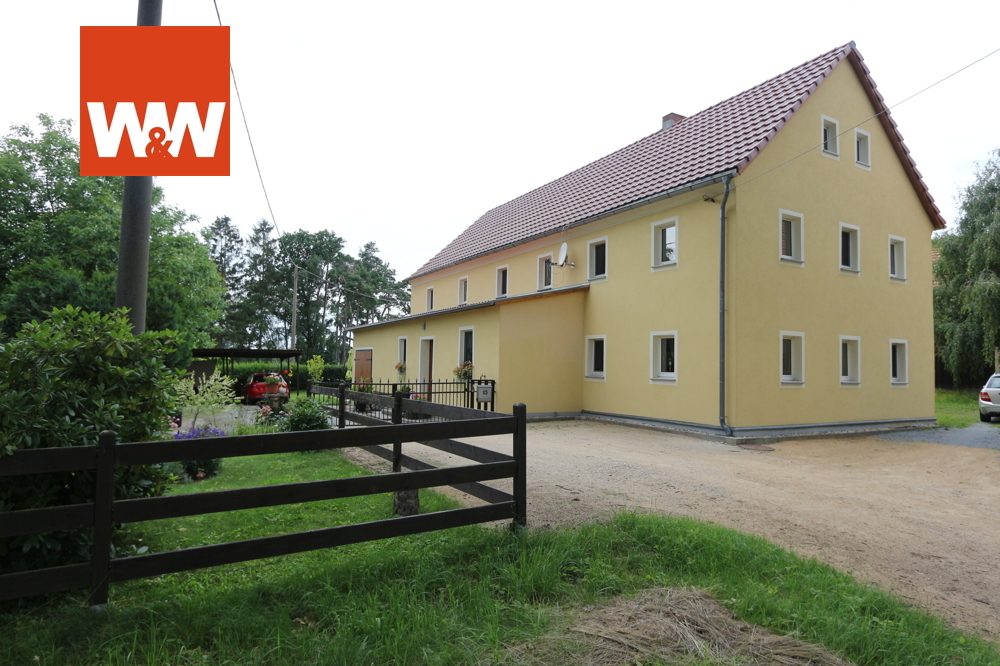 Immobilienangebot - Reichenbach - Alle - +++ Großes Haus zum sofort einziehen - Renovierung nach und nach +++