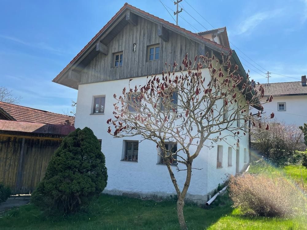 Immobilienangebot - Neukirchen vorm Wald - Alle - Schmuckstück mit Potential in herrlicher Lage!
 ( Auch FEWO/B&B/Tierhaltung möglich )