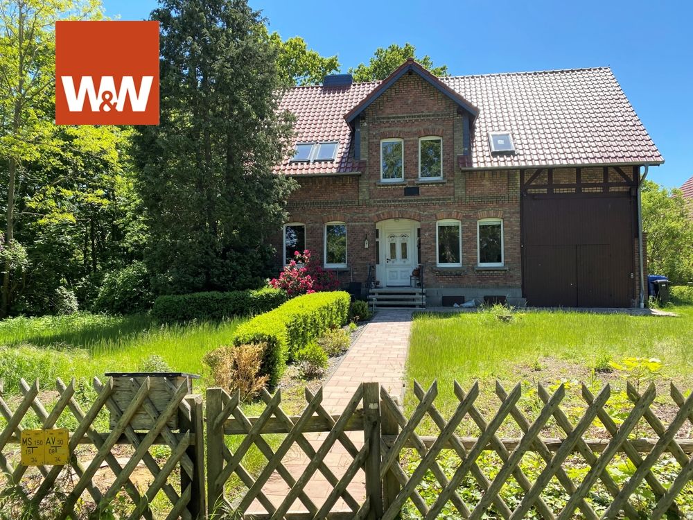 Immobilienangebot - Abbesbüttel - Alle - Charme und Potential hat dieses sanierungsbedürftige Haus "Anno 1907" in wunderschöner Lage am Kanal