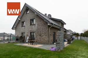 Immobilienangebot - Bünde - Alle - Modernes Einfamilienhaus mit Einliegerwohnung in Bünde