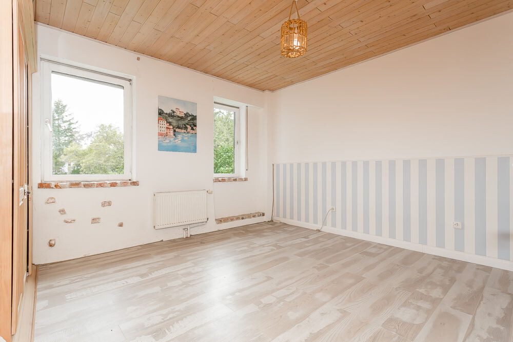 Immobilienangebot - Berlin / Lankwitz - Alle - Renovierungsbedürftiges Zweifamilienhaus mit Optionen in sehr gesuchter Wohnlage von Lankwitz