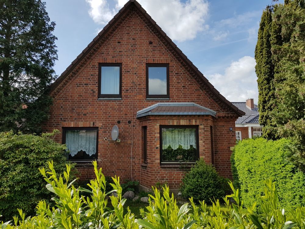 Immobilienangebot - Nortorf - Alle - Gemütliches Einfamilienhaus mit Sanierungsbedarf in zentraler Lage von Nortorf