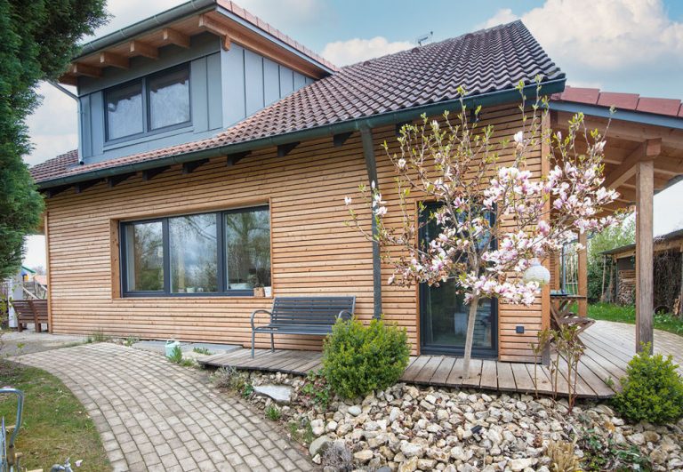 Immobilienangebot - Landsberg - Alle - Großes Einfamilienhaus in ALLEINLAGE im stadtnahen Naturschutzgebiet