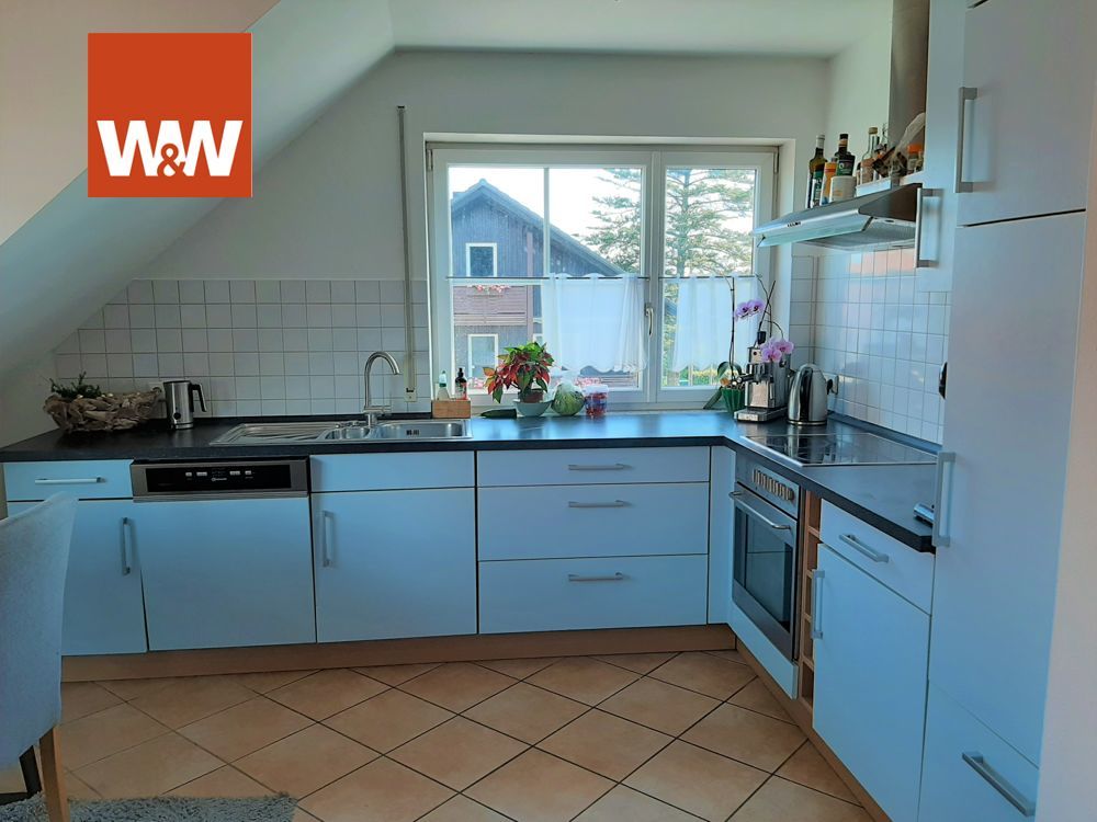 Immobilienangebot - Pfaffenhofen an der Ilm - Alle - Helle, gut geschnittene 2-Zimmer-Wohnung im DG mit Balkon und toller Aussicht!