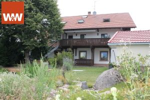 Immobilienangebot - Rickenbach / Altenschwand - Alle - Einfach herrlich und gemütlich! Große 4-Zimmer-Wohnung mit Gartennutzung in Altenschwand