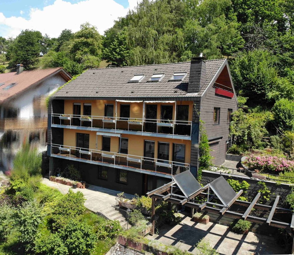 Immobilienangebot - Oppenau - Alle - Schönes Zweifamilienhaus in ruhiger Aussichtslage von Oppenau !