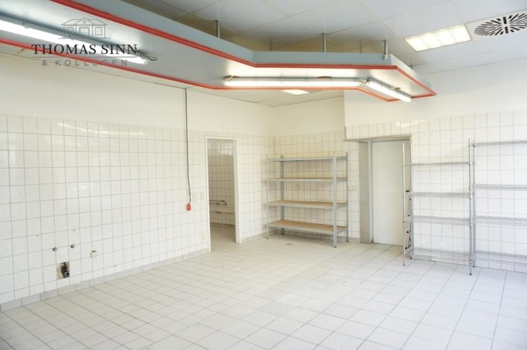 Immobilienangebot - Heilbronn / Böckingen - Alle - Gewerbe m²: Ladenlokal im EG mit 2 Eingängen in gut sichtbarer Lage