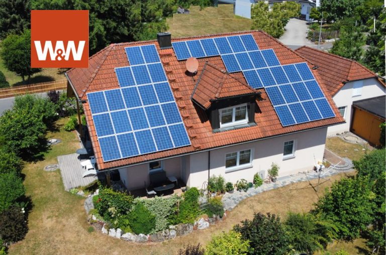 Immobilienangebot - Kemnath - Alle - Sehr gepflegtes, zukunftsorientiertes Einfamilienhaus mit Photovoltaik und eigener Wasserversorgung