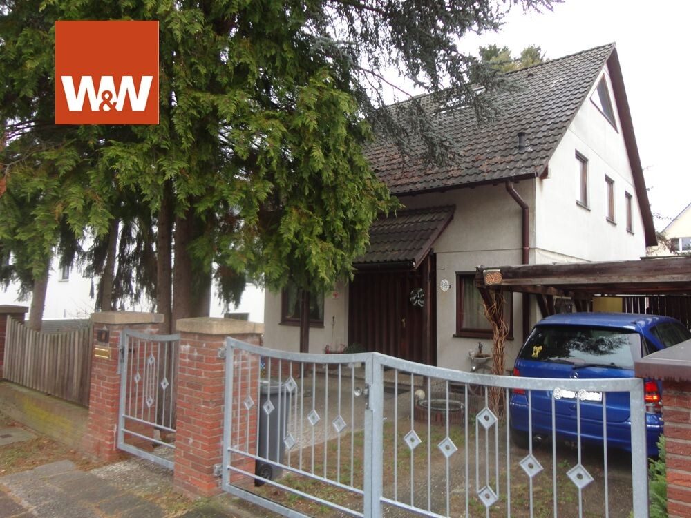 Immobilienangebot - Berlin - Alle - ***Schönes solides Einfamilienhaus in bevorzugter Straße und ruhiger Lage von Spandau***