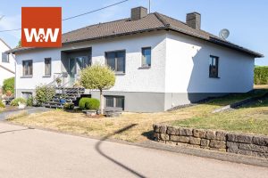 Immobilienangebot - Lorscheid - Alle - Doppeltes Wohnglück mit zwei Küchen,- Garten,- und Garage