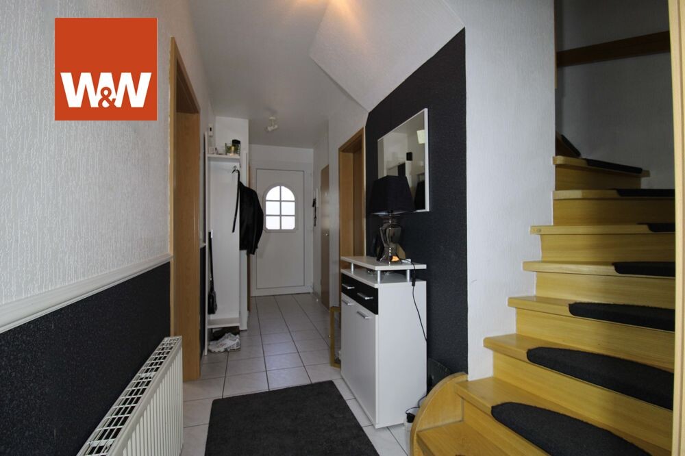 Immobilienangebot - Papenburg - Alle - Reihenendhaus zentrumnah und doch im Grünen.
ca.97 m² Wohnfläche, plus ca.14 m² Studio, plus Nutzfl.