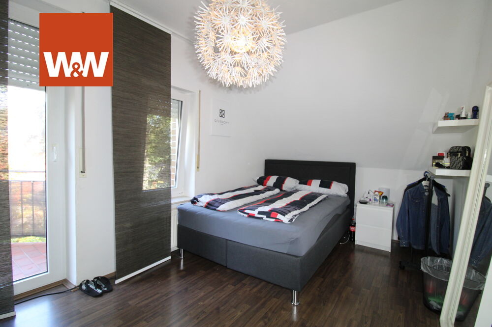 Immobilienangebot - Papenburg - Alle - Reihenendhaus zentrumnah und doch im Grünen.
ca.97 m² Wohnfläche, plus ca.14 m² Studio, plus Nutzfl.