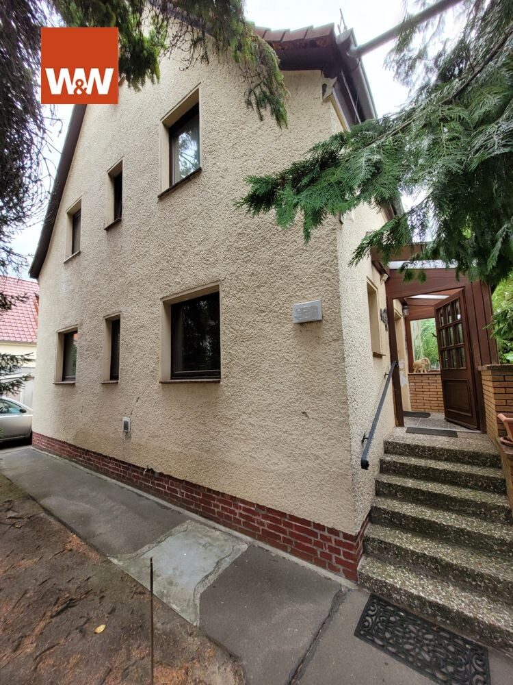 Immobilienangebot - Berlin / Wittenau - Alle - ***Charmantes, gemütliches Einfamilienhaus in sehr ruhiger und zentraler Lage mit viel Potenzial***