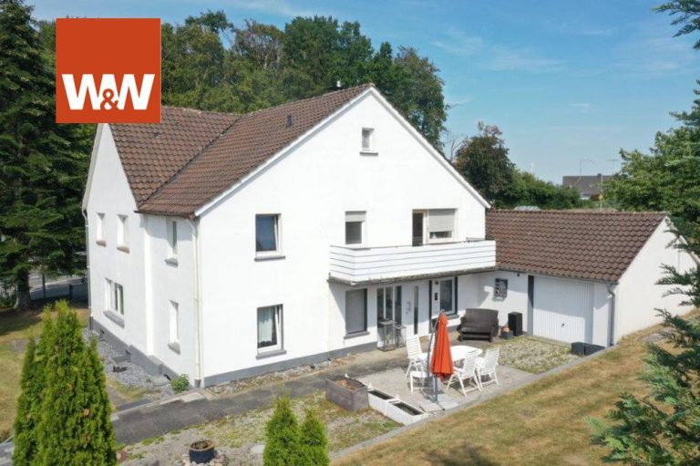 Immobilienangebot - Detmold / Vahlhausen - Alle - Großzügiges Zweifamilienhaus in Detmold-Vahlhausen