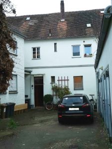 Immobilienangebot - Ansbach - Alle - Ensemble aus drei Wohnhäusern. Größtenteils bezugsfrei, im Sanierungsgebiet.