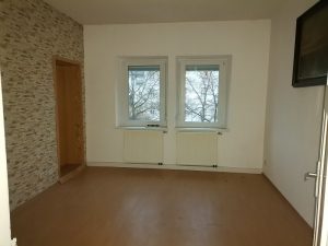 Immobilienangebot - Ansbach - Alle - Ensemble aus drei Wohnhäusern. Größtenteils bezugsfrei, im Sanierungsgebiet.