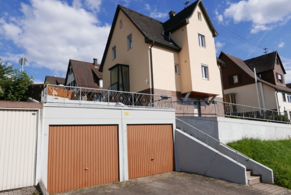 Immobilienangebot - Altensteig - Alle - Sehr gepflegtes und gemütliches  Einfamilienhaus 
in Altensteig mit herrlichem Weitblick!