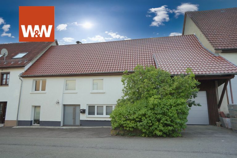 Immobilienangebot - Münsingen / Trailfingen - Alle - Charmantes Haus mit großer Garage zum Preis einer Wohnung!