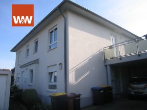 Immobilienangebot - Günzburg - Alle - 3 - Zimmer Eigentumswohnung mit Dachterrasse, Carport und Stellplatz in Günzburg