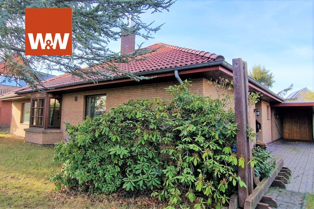 Immobilienangebot - Ehra-Lessien / Lessien - Alle - Winkelbungalow mit Einliegerwohnung und hübschen Garten