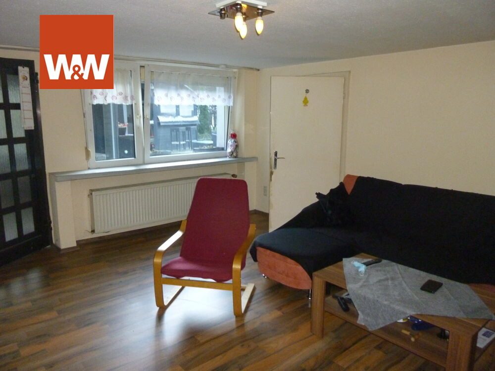 Immobilienangebot - Remscheid - Alle - xxx Ideal für Handwerker xxx
Freistehendes bergisches Fachwerkhaus in Lennep