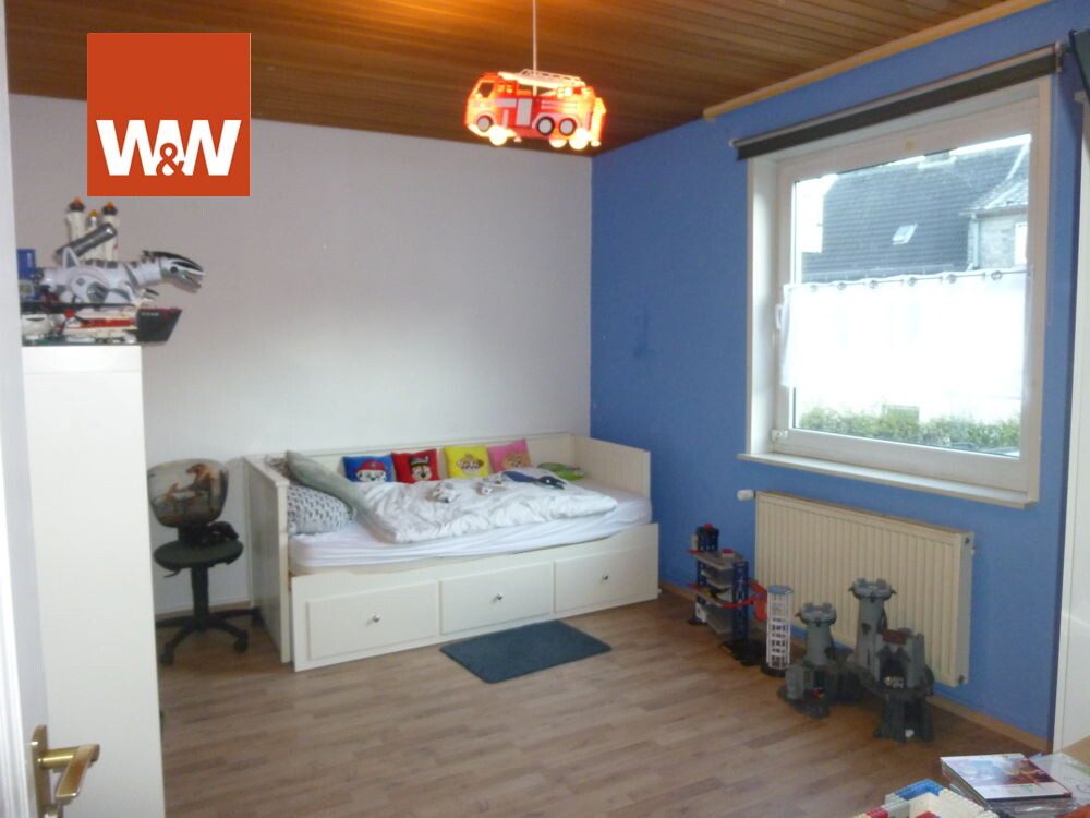 Immobilienangebot - Remscheid - Alle - xxx Ideal für Handwerker xxx
Freistehendes bergisches Fachwerkhaus in Lennep